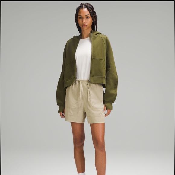 Cotton-Blend Poplin High-Rise Short 4” - Picture 2 of 11